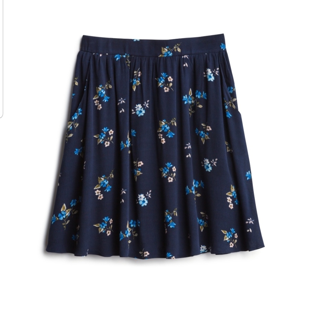Beautiful NEW stitch fix skirt French Grey